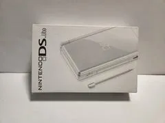 White Nintendo DS Lite