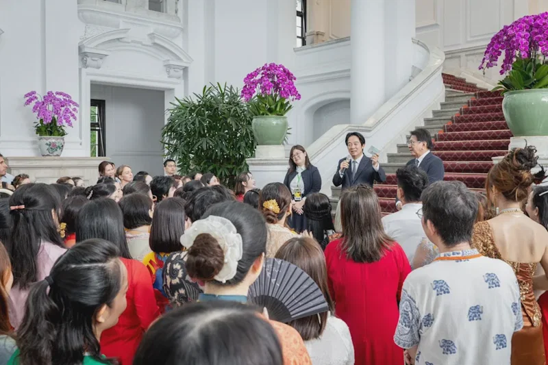 🇹🇼 【加倍照顧新住民】賴清德接見 80 位新住民代表！走讀景美人權園區與立法院，從「生活在台灣」到「理解台灣民主」