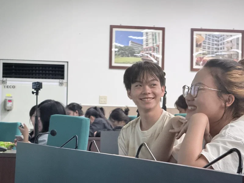 「越聽越敢夢」——Rti央廣前進校園講座 🇹🇼🇻🇳 6