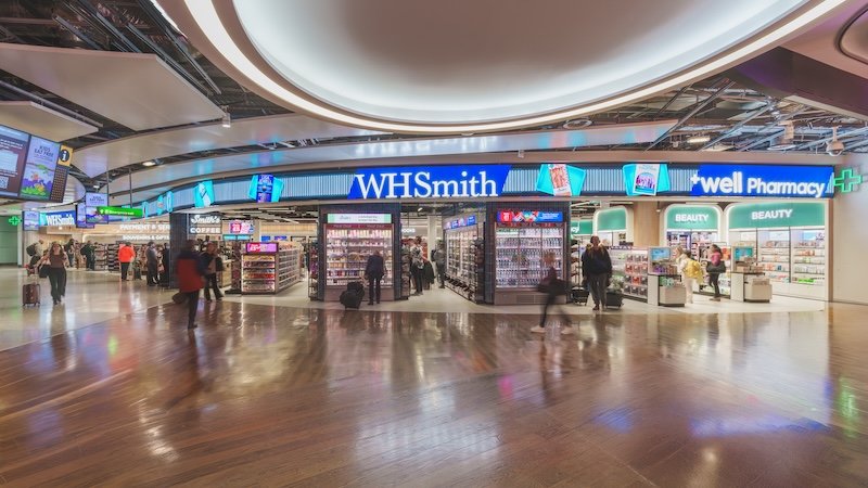 SOLUM to roll-out digital shelf-edge technology across WHSmith's flagship UK travel retail locations