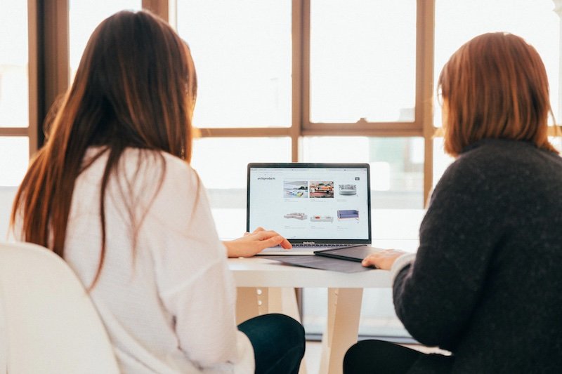 Eight important stages of website development