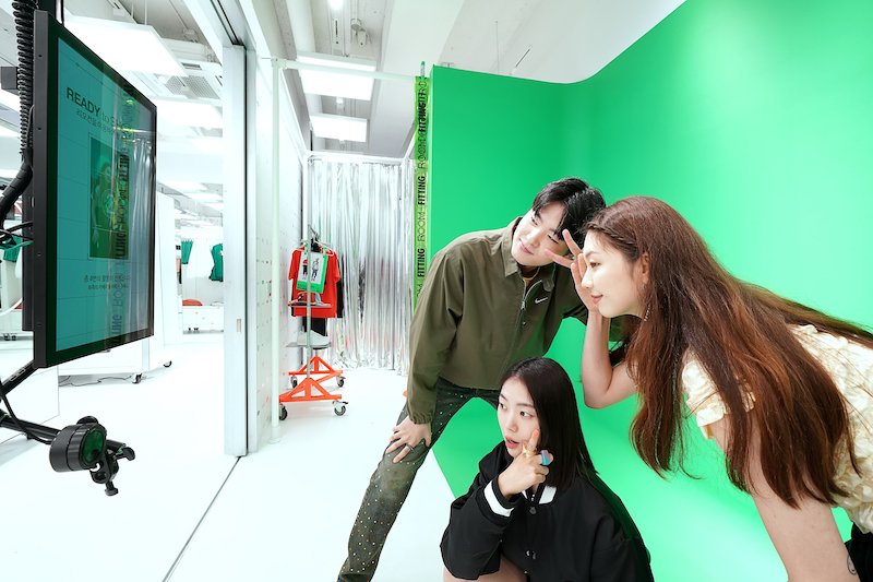 Nike blurs physical and digital lines with Nike Style store