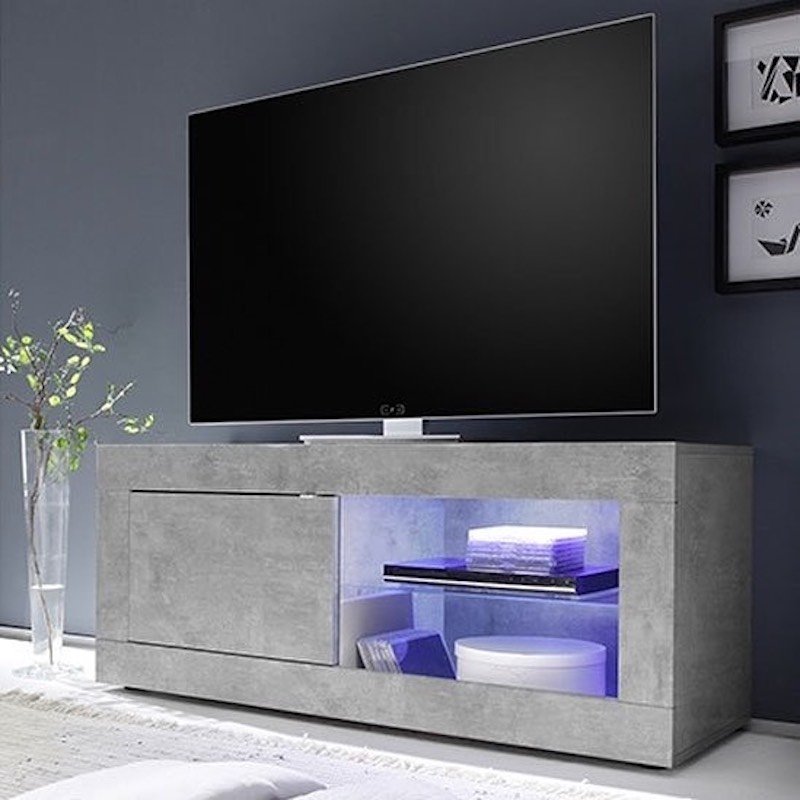 Measuring your space for a corner TV stand: the best guide