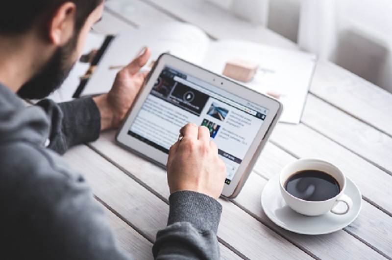 Big spending omnichannel Brits bide their time