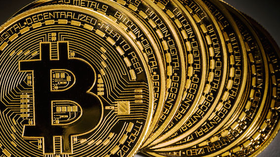 Alza accepts Bitcoin, rolls out ATMs
