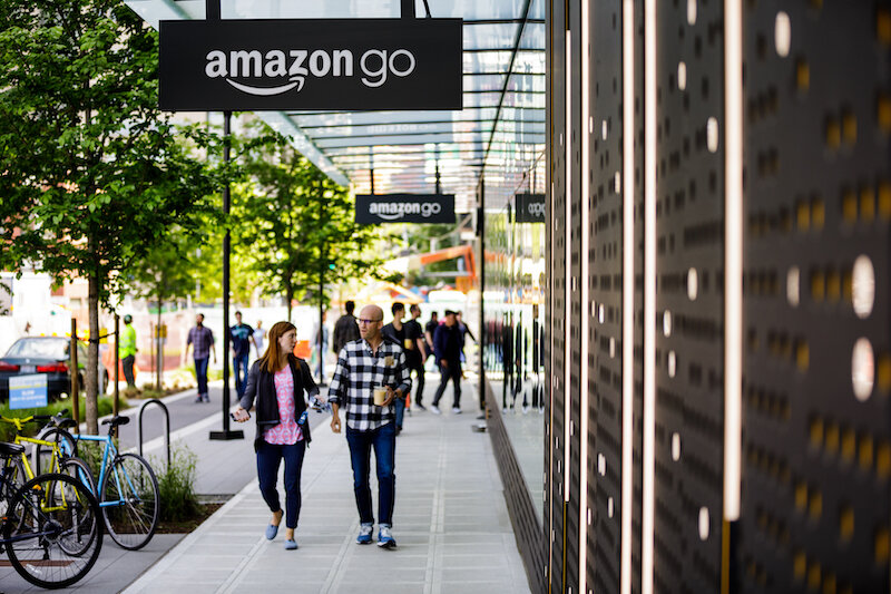 Amazon eyes German bricks and mortar move