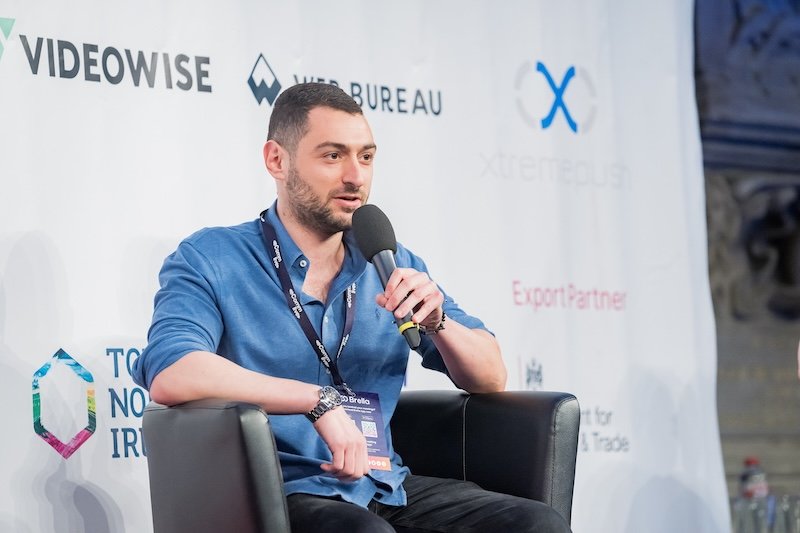 Ecomtent, a gen AI startup founded by former Amazon executive Max Sinclair, lands $1.4 million in funding