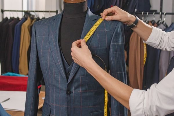 From selfie to perfect fit: Fittora launches AI powered made-to-order tailoring platform
