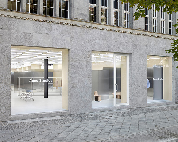 Acne Studios moves to RFID