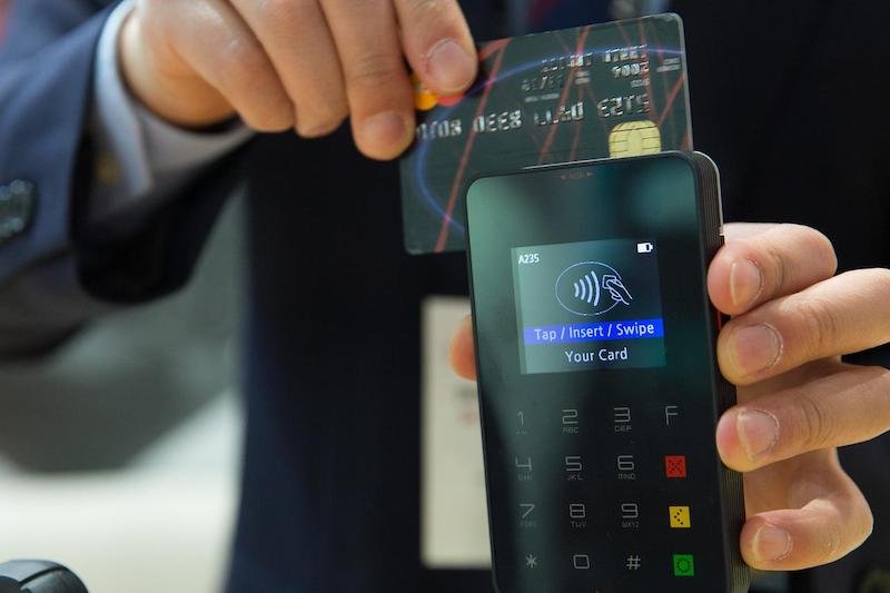 Top tips on how to choose an online bank