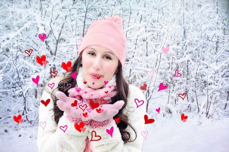 Tech is trending this Valentine’s Day, says eBay