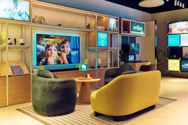 EE: future of retail on the high street involves getting personal and offering mix of real life and digital experiences
