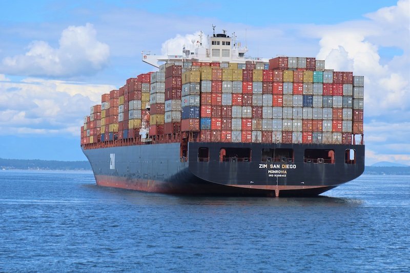 Revolutionising supply chain management with enterprise blockchain applications