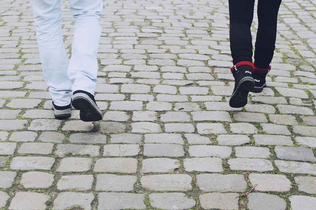 3 ways to get more foot traffic into your retail store
