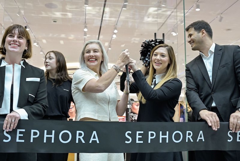 Beauty retailer Sephora enlists Diggecard to manage its B2B gift card programme in the UK