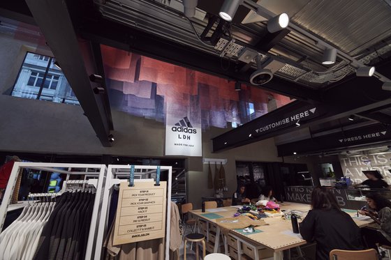 adidas taps Facebook AR tech at new London store
