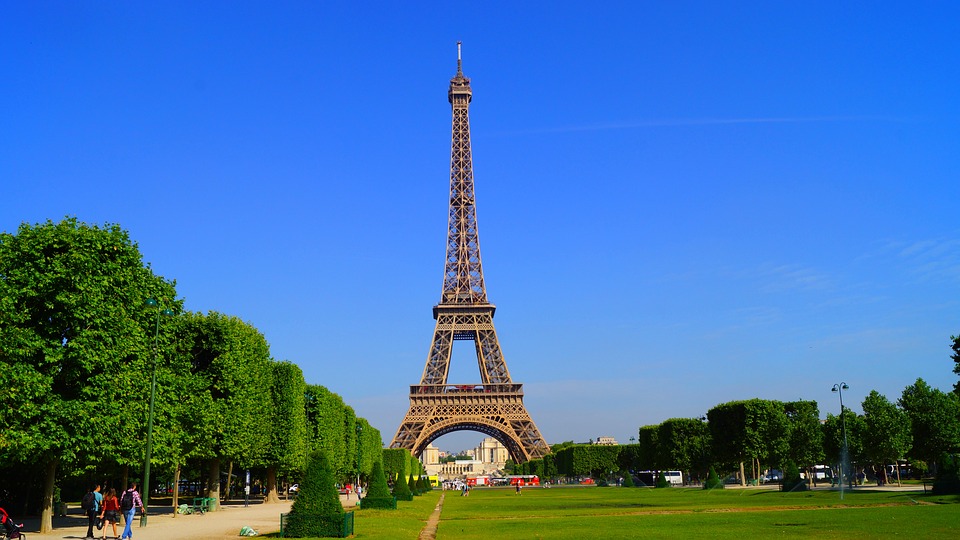 France: Major retailers to start accepting Bitcoin