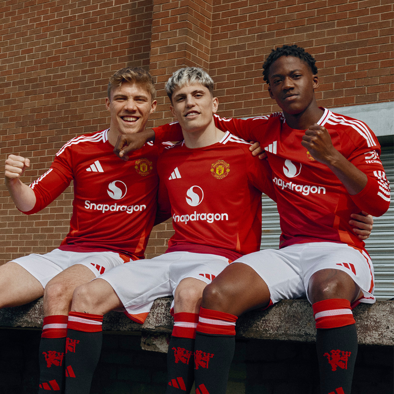 adidas focuses on immersive experiences as it goes live with 2024/25 Manchester United home kit on Roblox