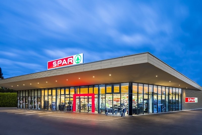 SPAR International keeps faith with SOLUM as it continues ESLs and digital signage tie up