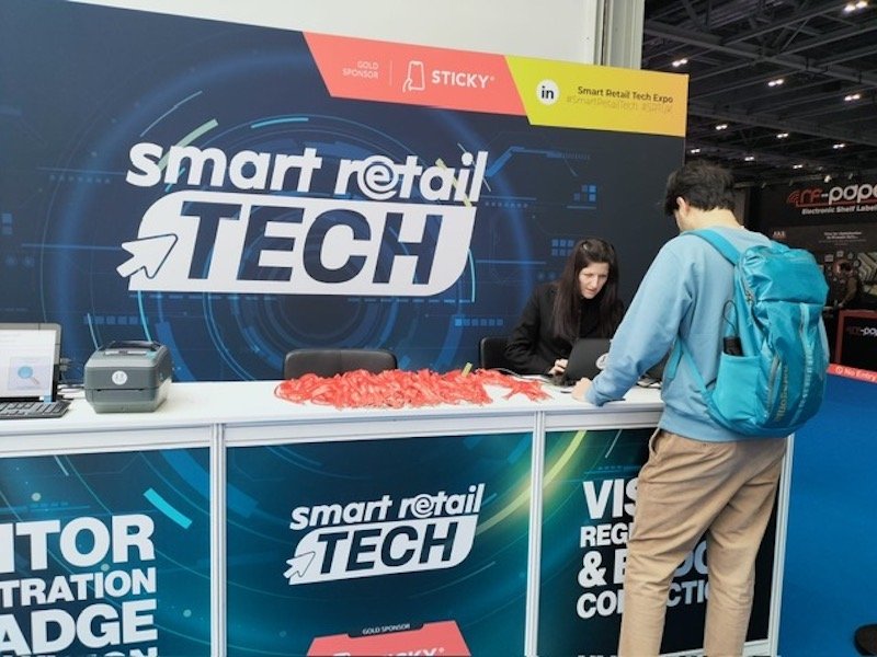 UK startup Sticky bags Innovative Product of the Year award at Smart Retail Tech Expo 2024 in London