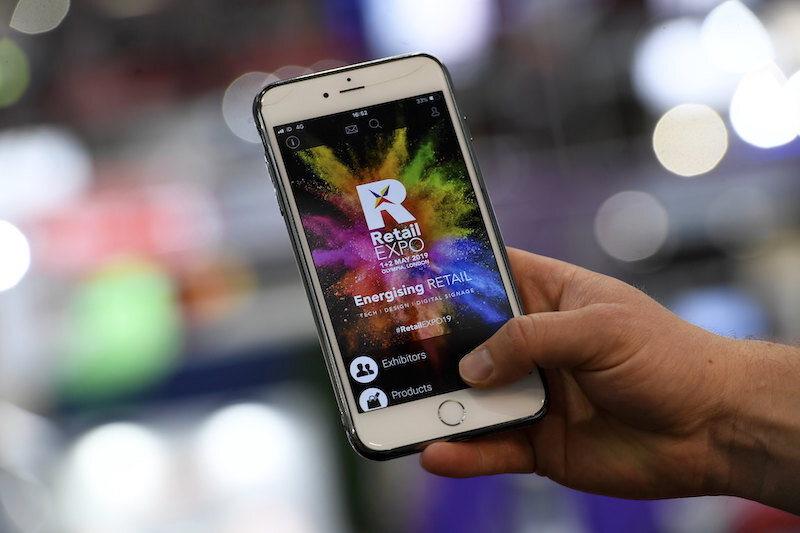 Store staff at heart of CX in 2020, RetailEXPO survey