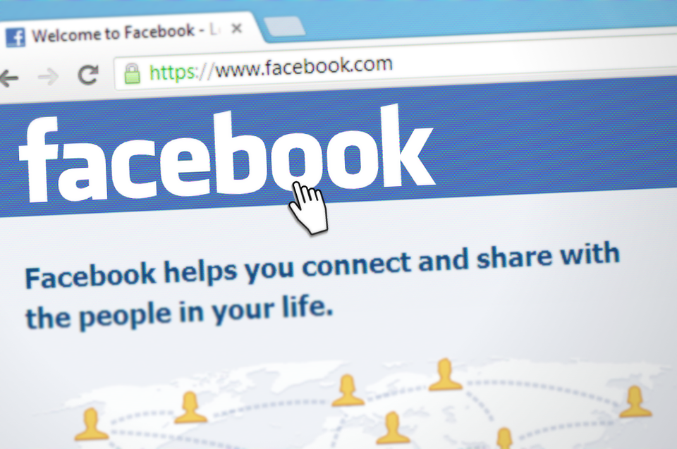 Bazaarvoice research highlights rise of social shopping