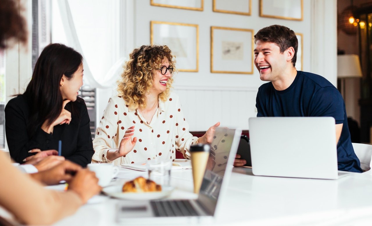 Amex research: UK SMEs increasingly turn to AI for advice but human connection matters most 
