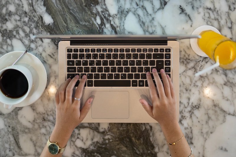 UK online spending falls in March to £8.2 billion as cost-of-living crisis hits wallets hard