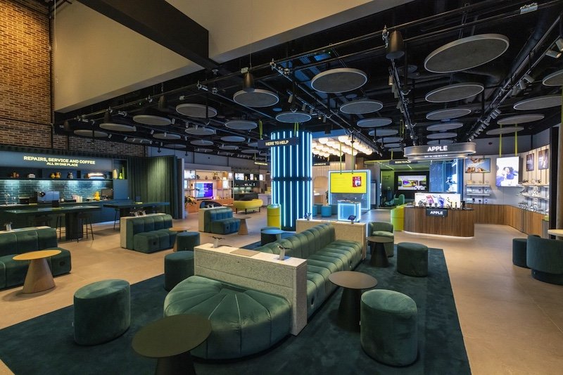 Retail technology innovation of the week: EE enlists Aptos as it rethinks in-store shopper journey and tools that enable it