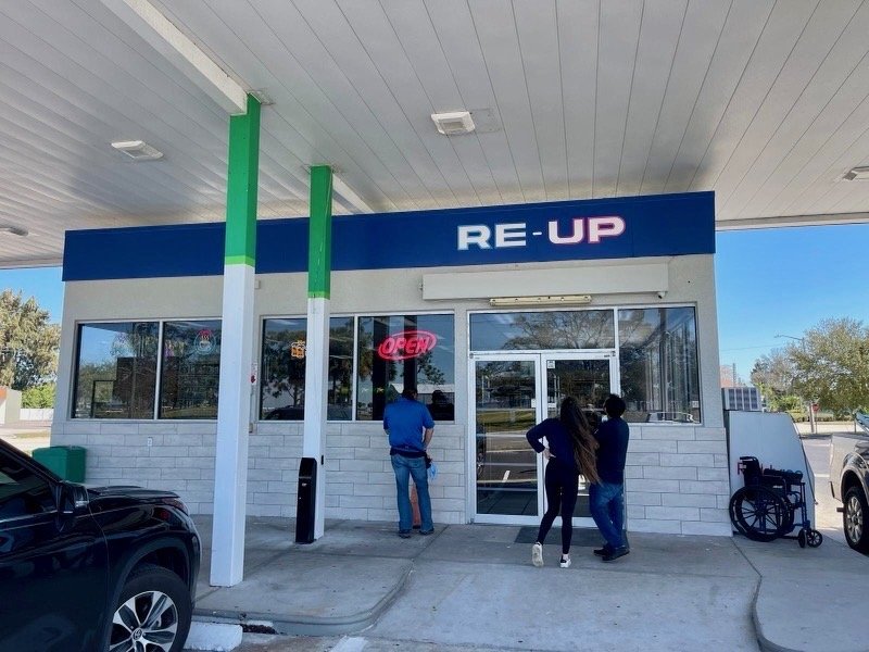 AI powered convenience store chain Re-Up teams with Nala Robotics to deploy autonomous kitchens