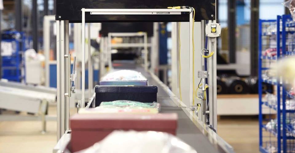 Under pressure e-tailers must increase automation, Conveyor Networks