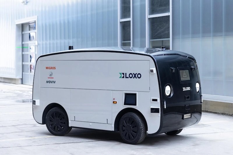 Migronomous self-driving delivery service in Switzerland test runs on Schindler Campus