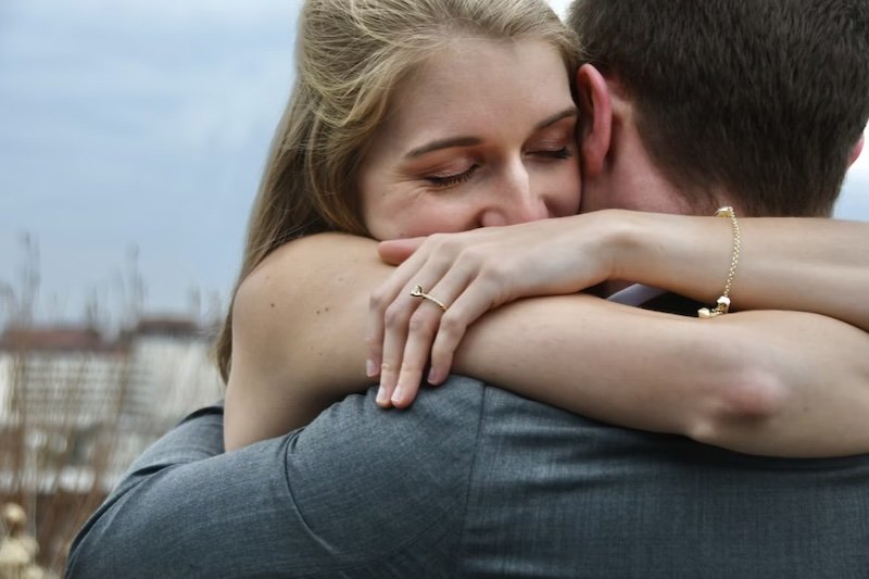 How engagement ring brands are using storytelling to drive sales