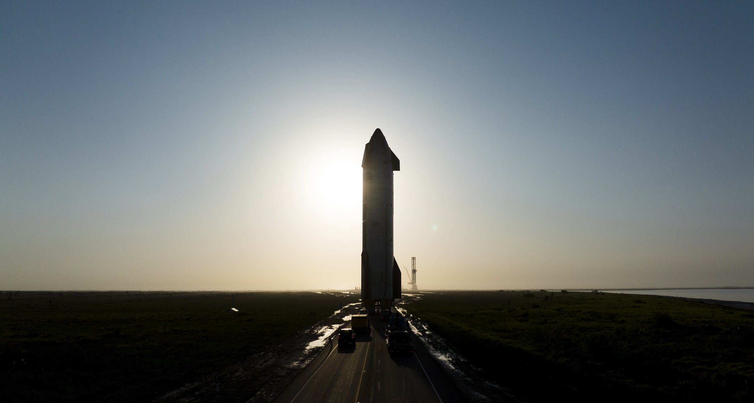 Elon Musk - SpaceX to follow Tesla in accepting Dogecoin payments for merchandise
