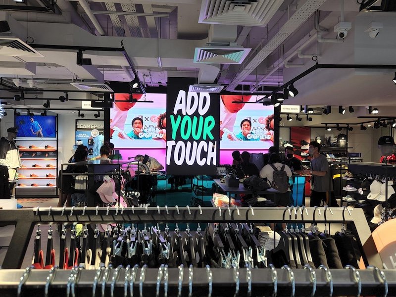 Puma teams with Esprit Digital to make digital signage an integral part of Singapore flagship store