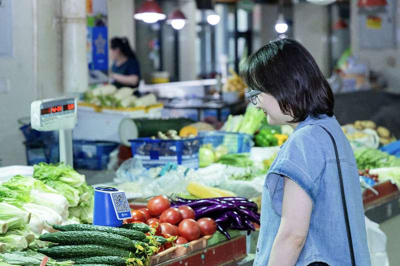 Retail technology innovation of the week: Rokid Glasses AR device supports Alipay payments in stores