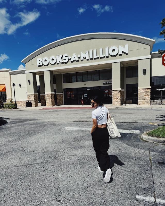 Books-A-Million expands same-day delivery service to customers in the US with Walmart GoLocal