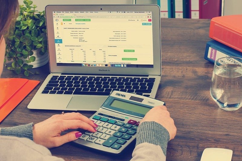 Three accounting basics you need to know to run a successful online store
