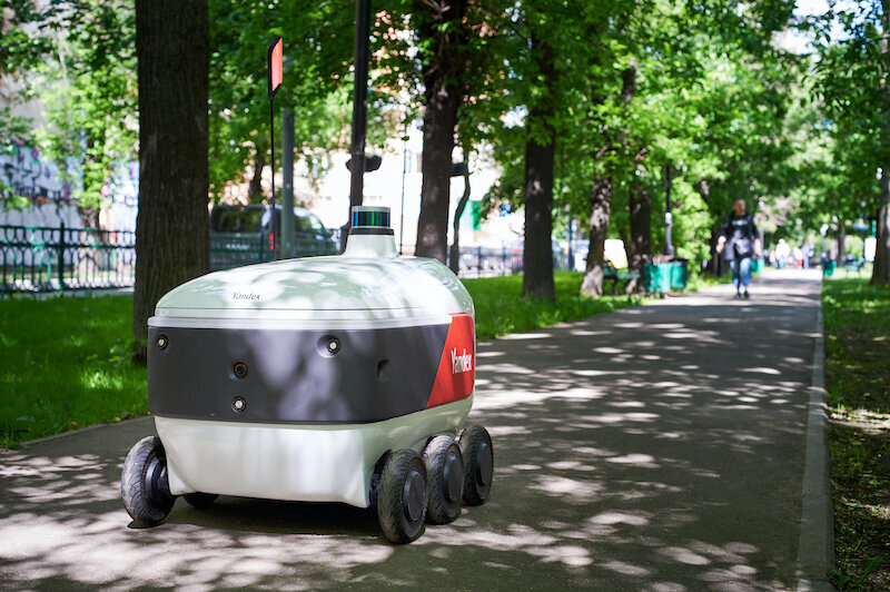  Grubhub and Yandex launch robot food delivery at Ohio State University