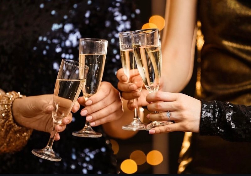 Neve Jewels Group raids easyJet holidays to hire Binnai Mistry as Chief Technology Officer