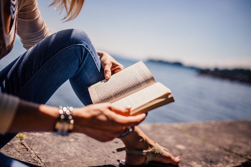 Bookshop.org launches in UK after Stateside success