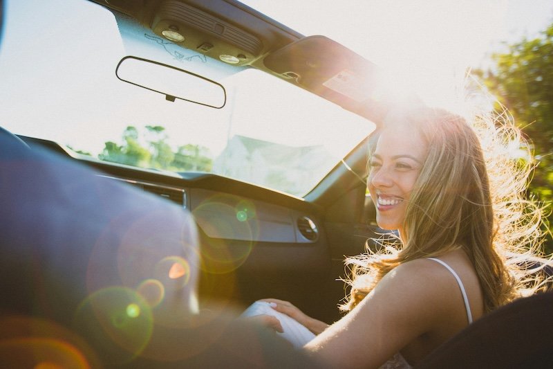 How tech innovations are changing the car buying journey