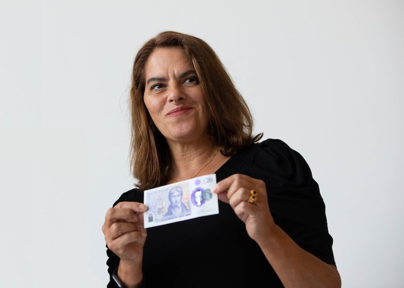Under fire UK Prime Minister Rishi Sunak can connect with British public via a Payment Choice Act