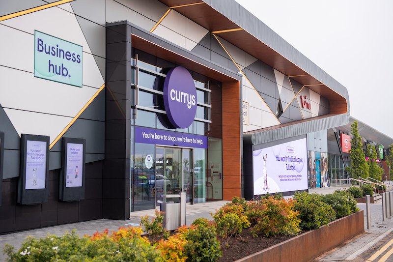 Starring Currys, Deliveroo, and Harrods: Check out our biggest retail technology articles on LinkedIn this week