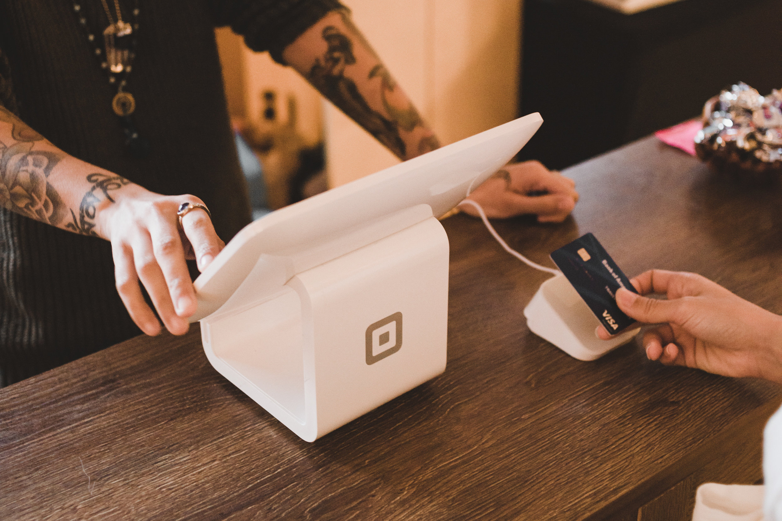 Apple, US and China power contactless payments boom