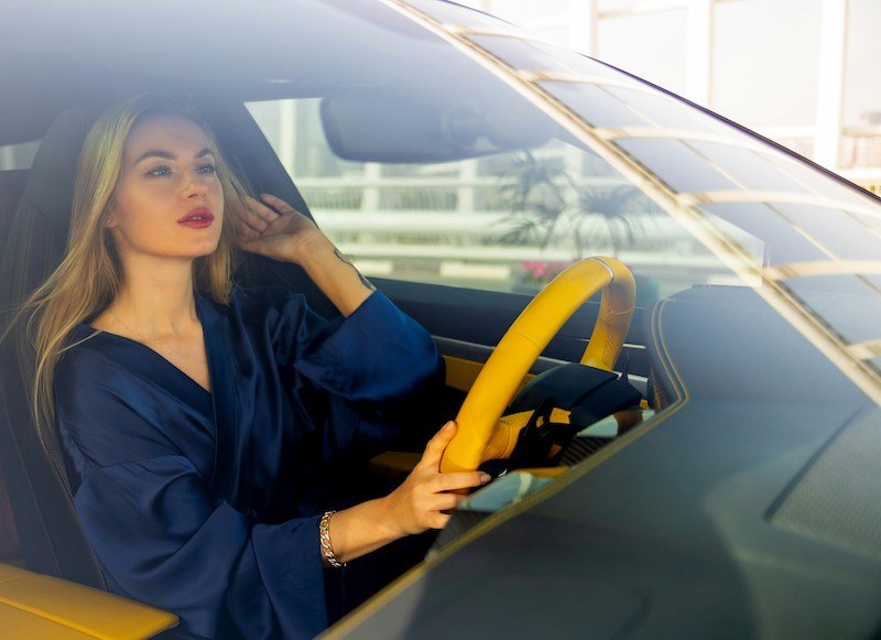 Car safety evolution: from collision avoidance to automated response