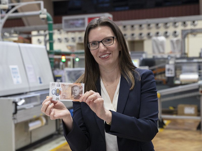 New research: majority of Brits support making it legal requirement for businesses to accept cash
