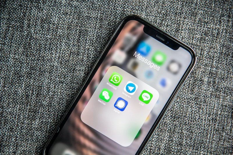 How to use WhatsApp for creating and growing your business