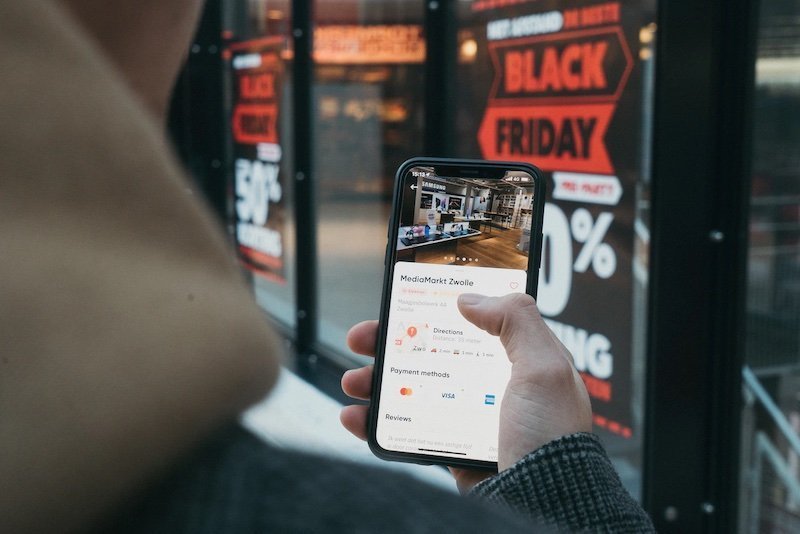 UK high street retailers enjoy Black Friday boost as shopper confidence grows