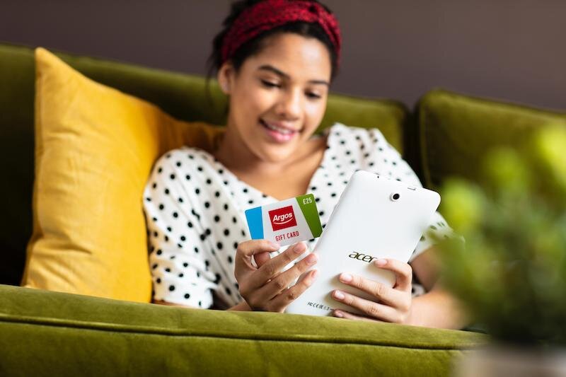 Retailers must not underestimate importance of gift cards and vouchers